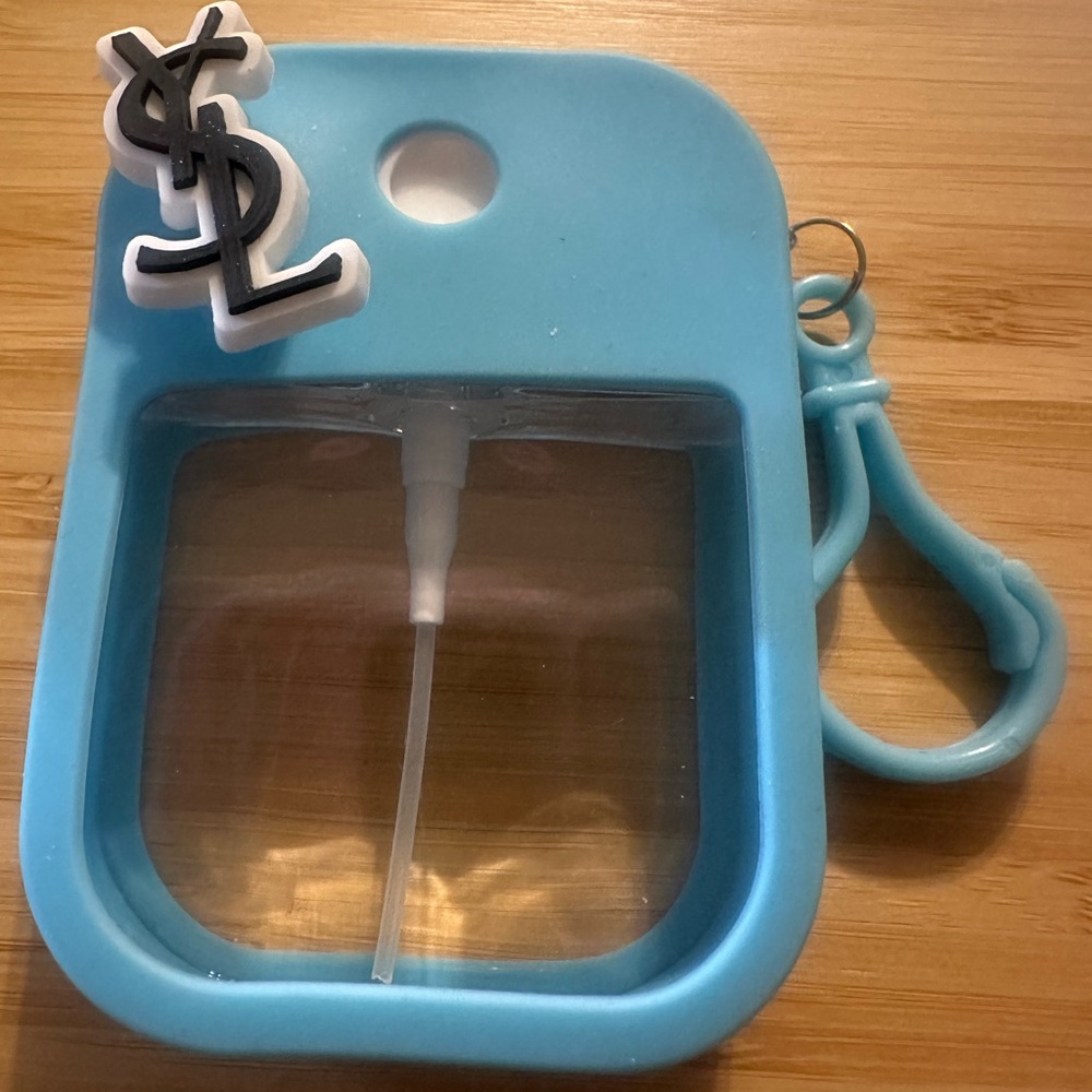 Blue Silicone atomizer with YSL charm
